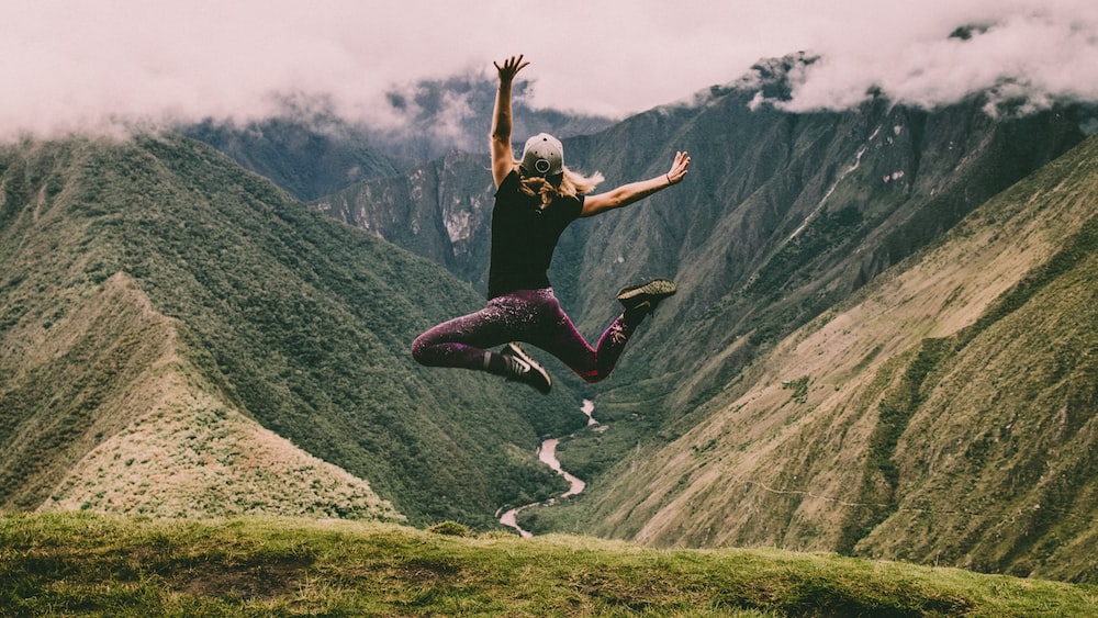 Active Listening in the Andes: Jumping for Joy
