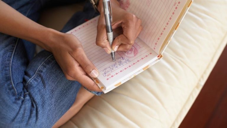 11 Incredible Benefits of Journaling: Your Way to Success