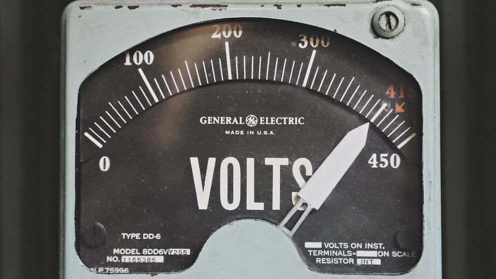 Efficiency Illustrated: Vintage GE Volt Meter at 414