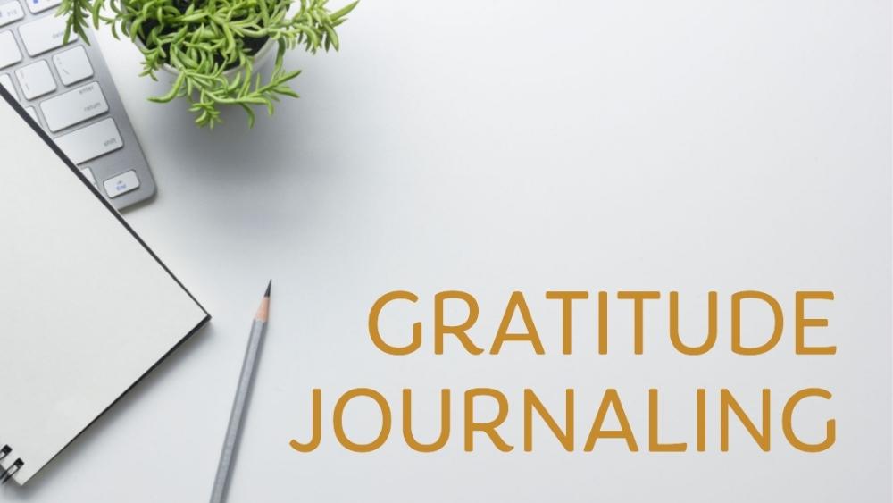 Gratitude Journaling Blog Banner