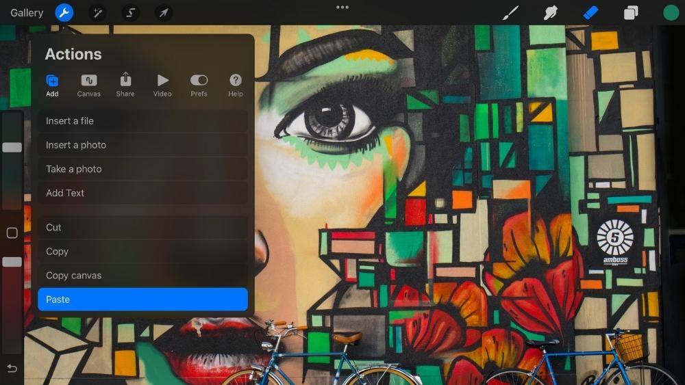 How To Copy and Paste a Layer in Procreate - Step 2 Paste