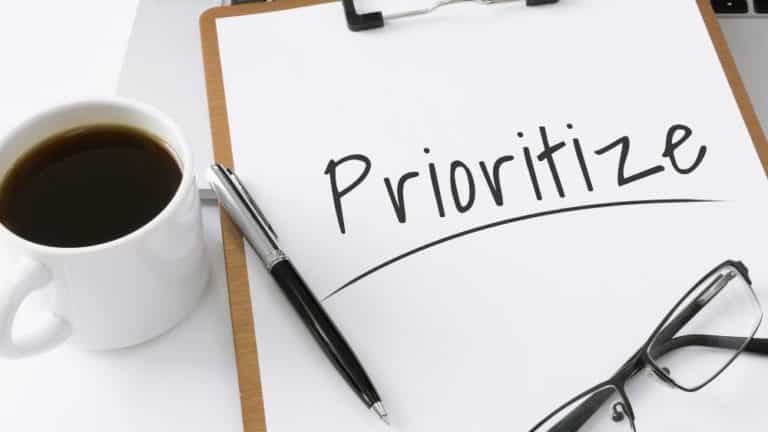 How to Prioritize Tasks in 14 Actionable Steps Today
