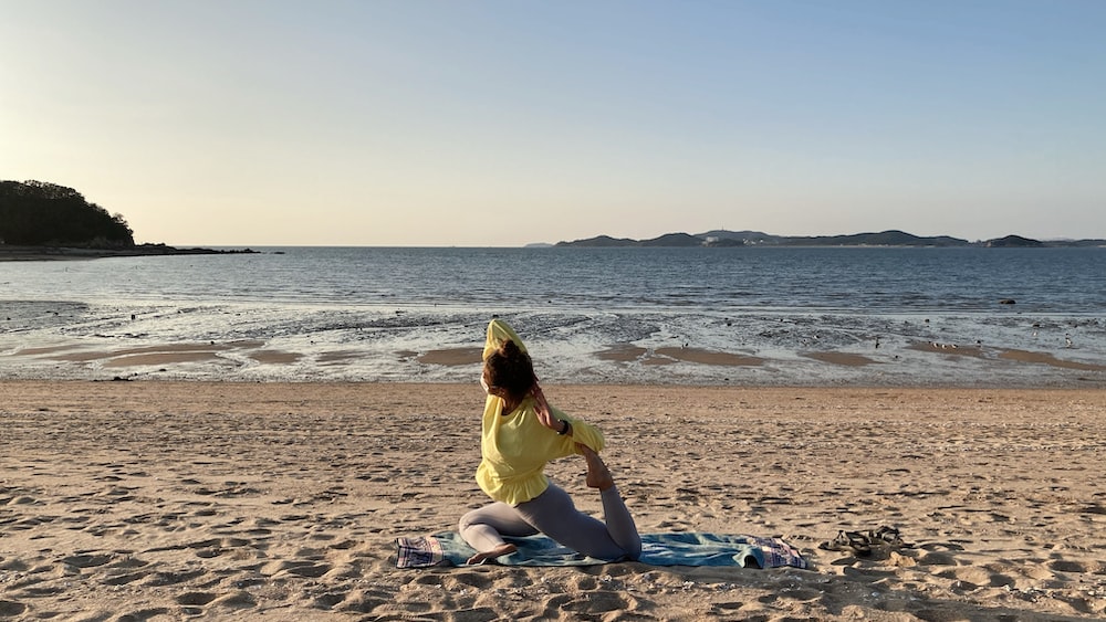 Mindful Beach Yoga: A Moment of Serenity