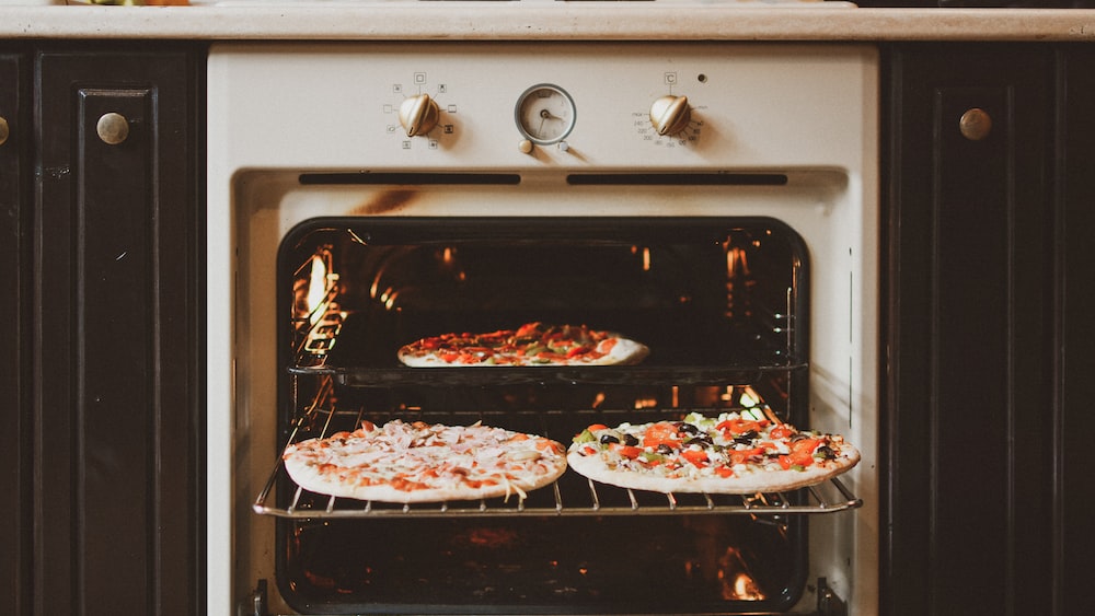 Mindful Pizza Baking in Retro Oven