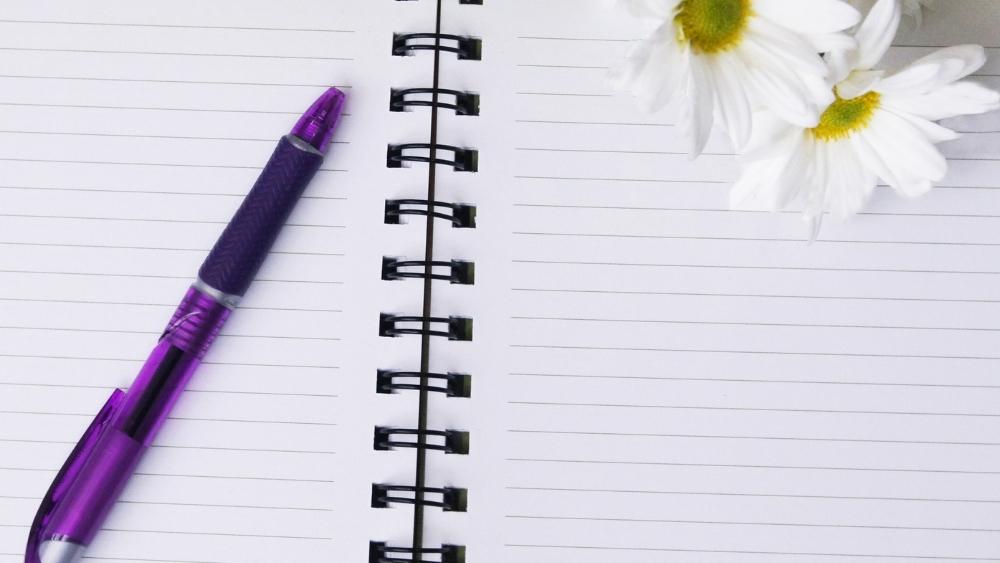 100 Journal Prompts For Positive Thinking: Boost Your Mood